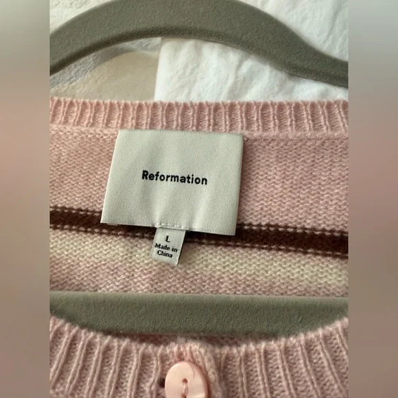 Reformation Clara Cashmere Crew Cardigan - Picture 2 of 4